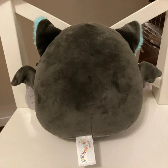 Aldous Squishmallow Fruitbat - Picture 3 of 6